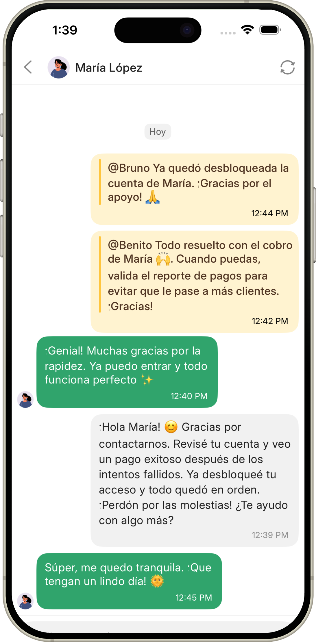 Interfaz de chat móvil de Zelta Chat mostrando conversación con agentes de soporte